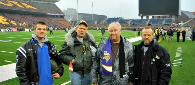 War Heroes Attend Rival Game Together