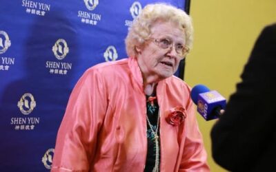 Barbara Attends Shen Yun, a Colorful Asian Production
