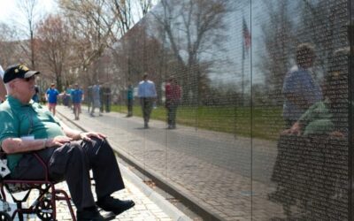 Courageous Veterans Visit Washington, D.C. Memorials