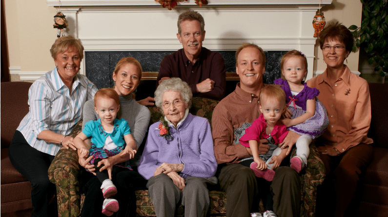 Feature-121020_14.56.02.32_Eleanor_Skinner_family_MSN_WI