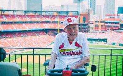 St. Louis Cardinals Fan, Billy Bob, Watches a Game Again