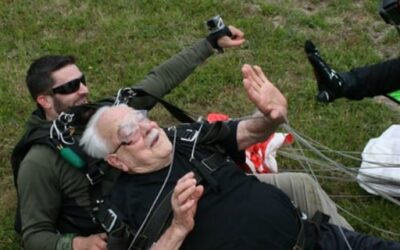 Frank and Bruce go Skydiving