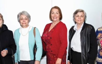 Sisters Reunite after 50 Years